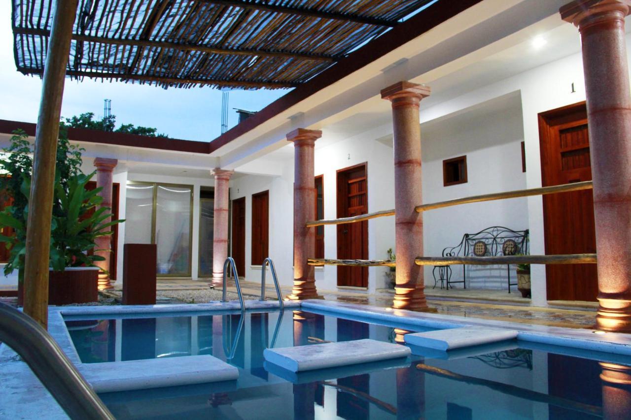 Hotel Las Mestizas Valladolid  Eksteriør bilde